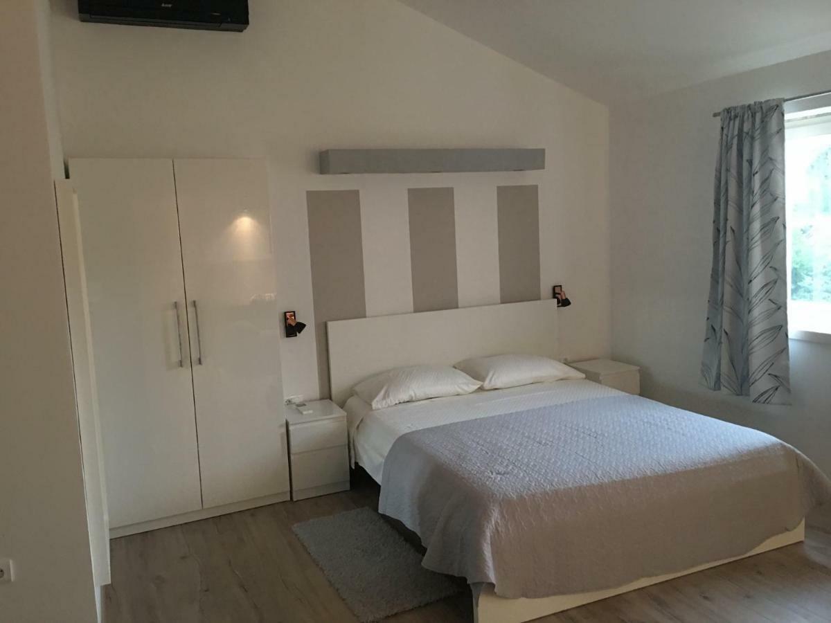 شقة Studio Apartman Dado بالي المظهر الخارجي الصورة